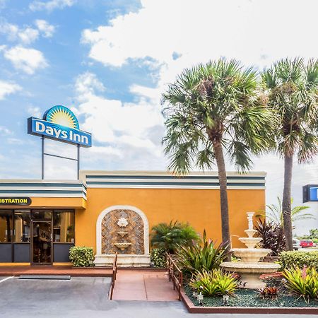 Days Inn By Wyndham Fort Lauderdale-Oakland Park Airport N Eksteriør billede