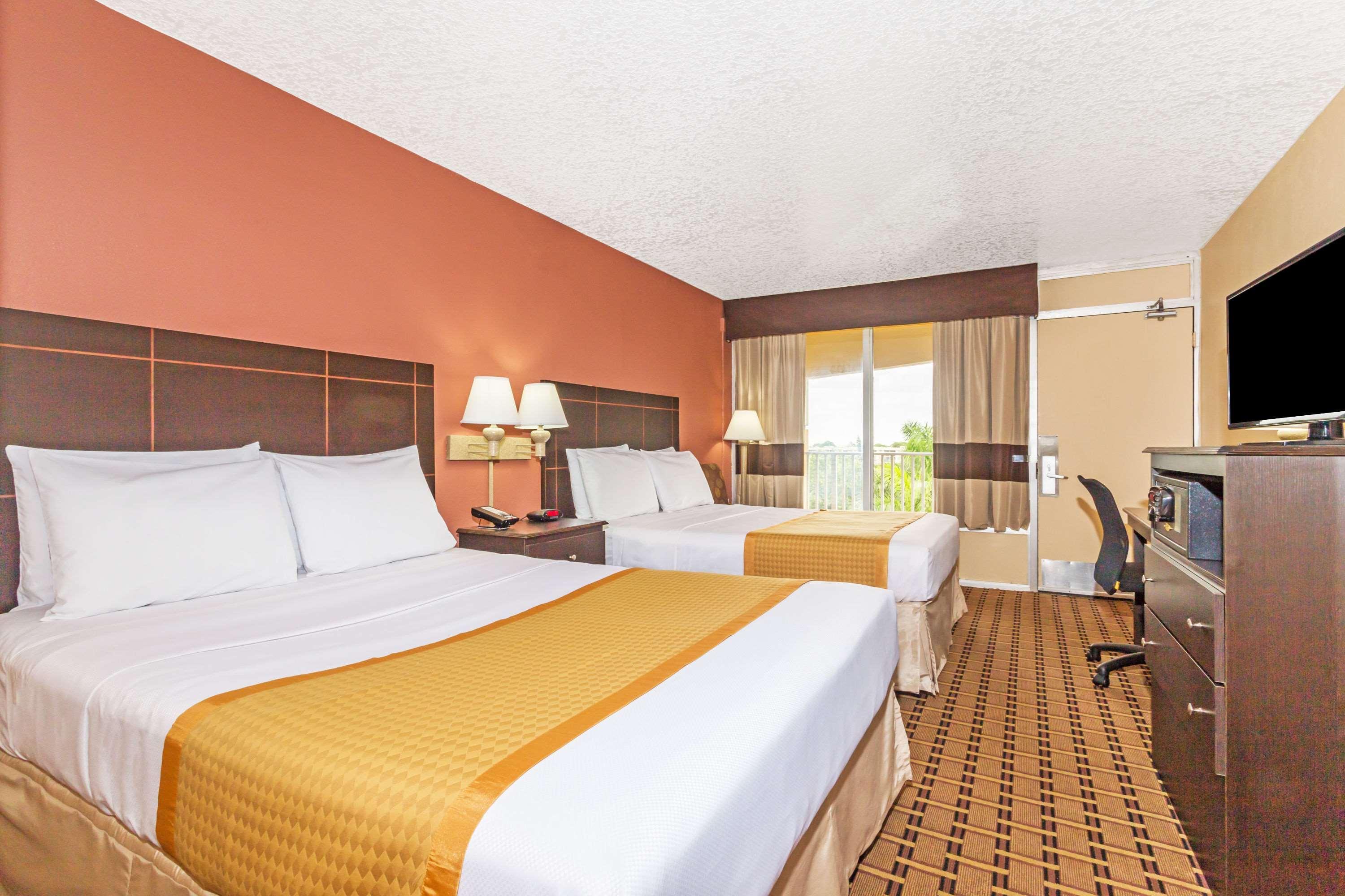 Days Inn By Wyndham Fort Lauderdale-Oakland Park Airport N Eksteriør billede
