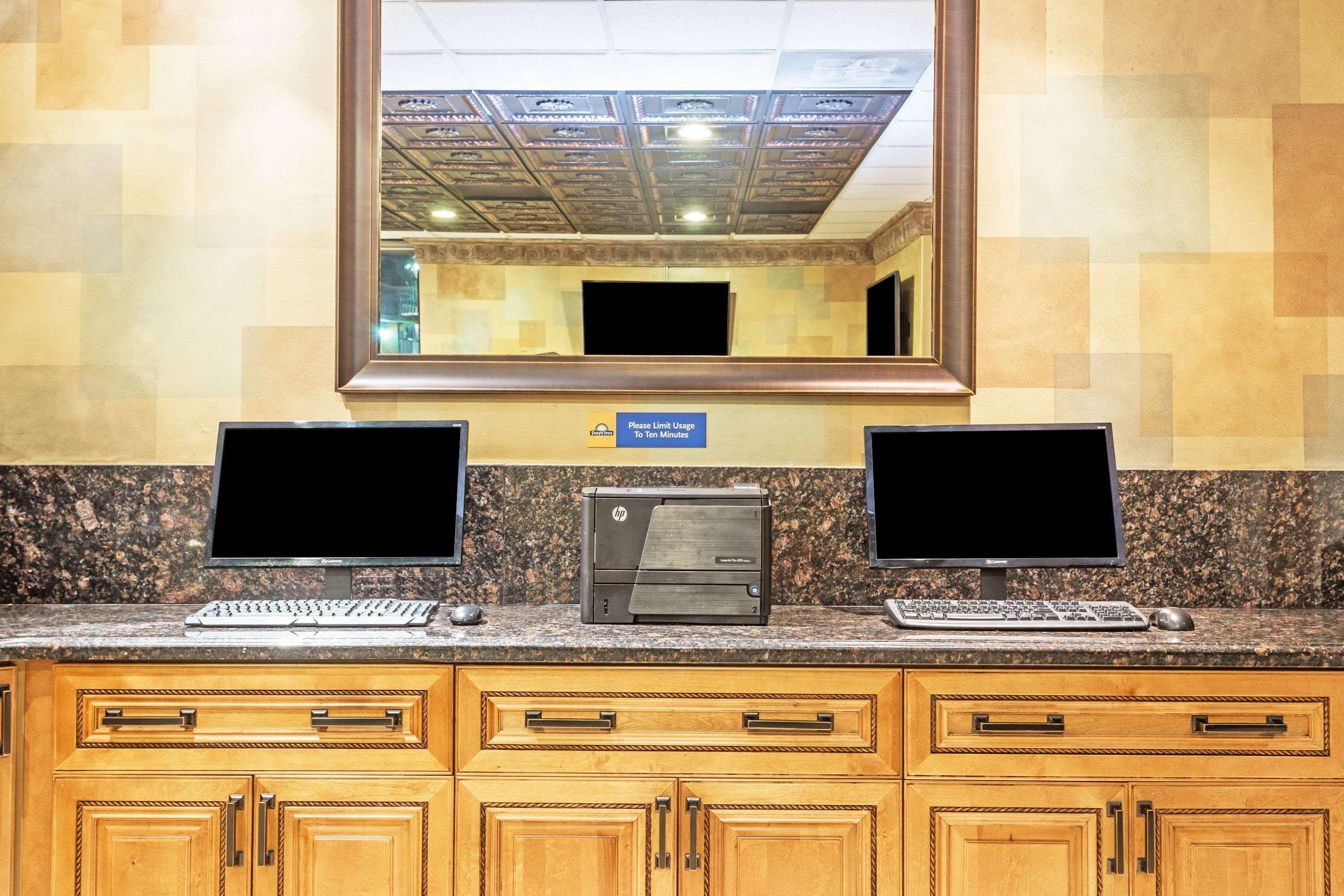 Days Inn By Wyndham Fort Lauderdale-Oakland Park Airport N Eksteriør billede