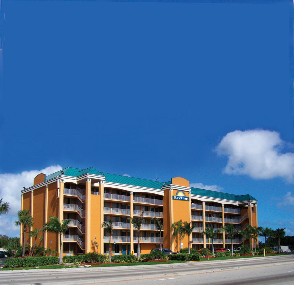 Days Inn By Wyndham Fort Lauderdale-Oakland Park Airport N Eksteriør billede